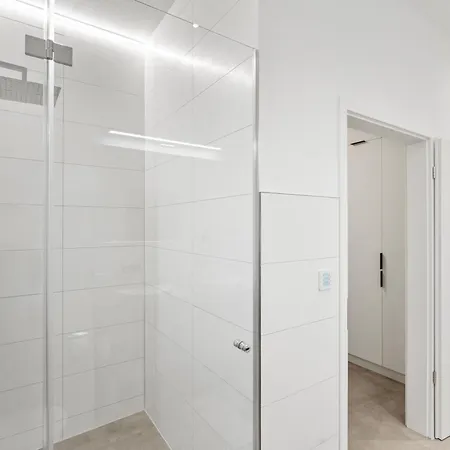 Premium 24h Smartapart Modern Mit Smarthome Zentral-welcome Drink Inkl *