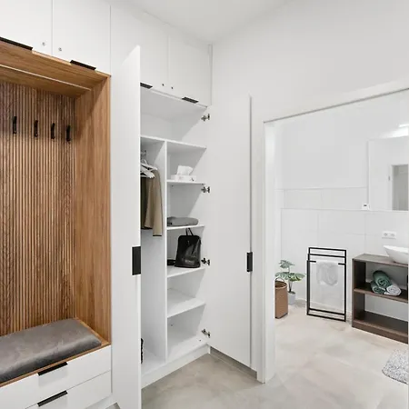 Premium Smartapart Julia Zentral Und Modern Mit Smarthome Appartement *
